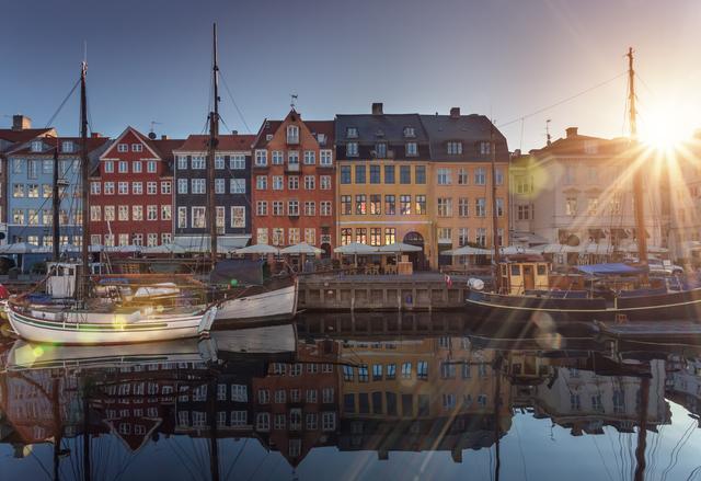 denmark-copenhagen-cph-nyhavn-sas (2)