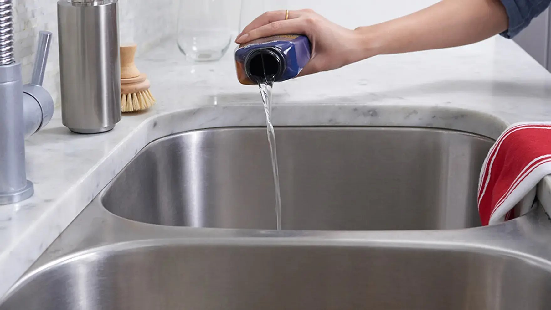 How to Unclog Your Kitchen Sink in 3 Steps | Drano® Expert Advice
