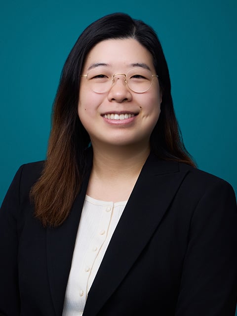 Gloria Kim