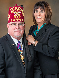 Ed Stolze and JoLynn Dickins