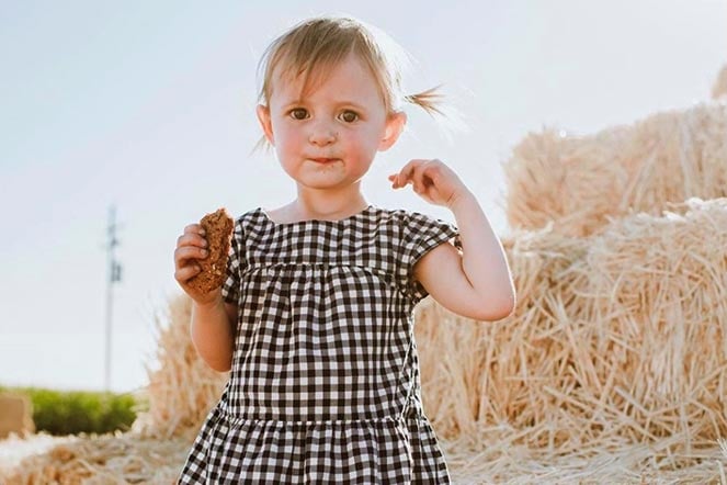Lina at pumpkin patch