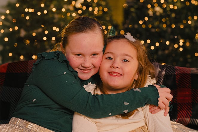Natalie and her sister.
