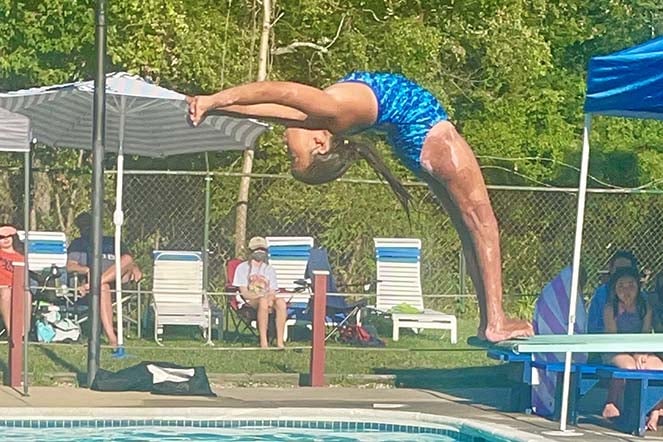 Sarah diving into pool
