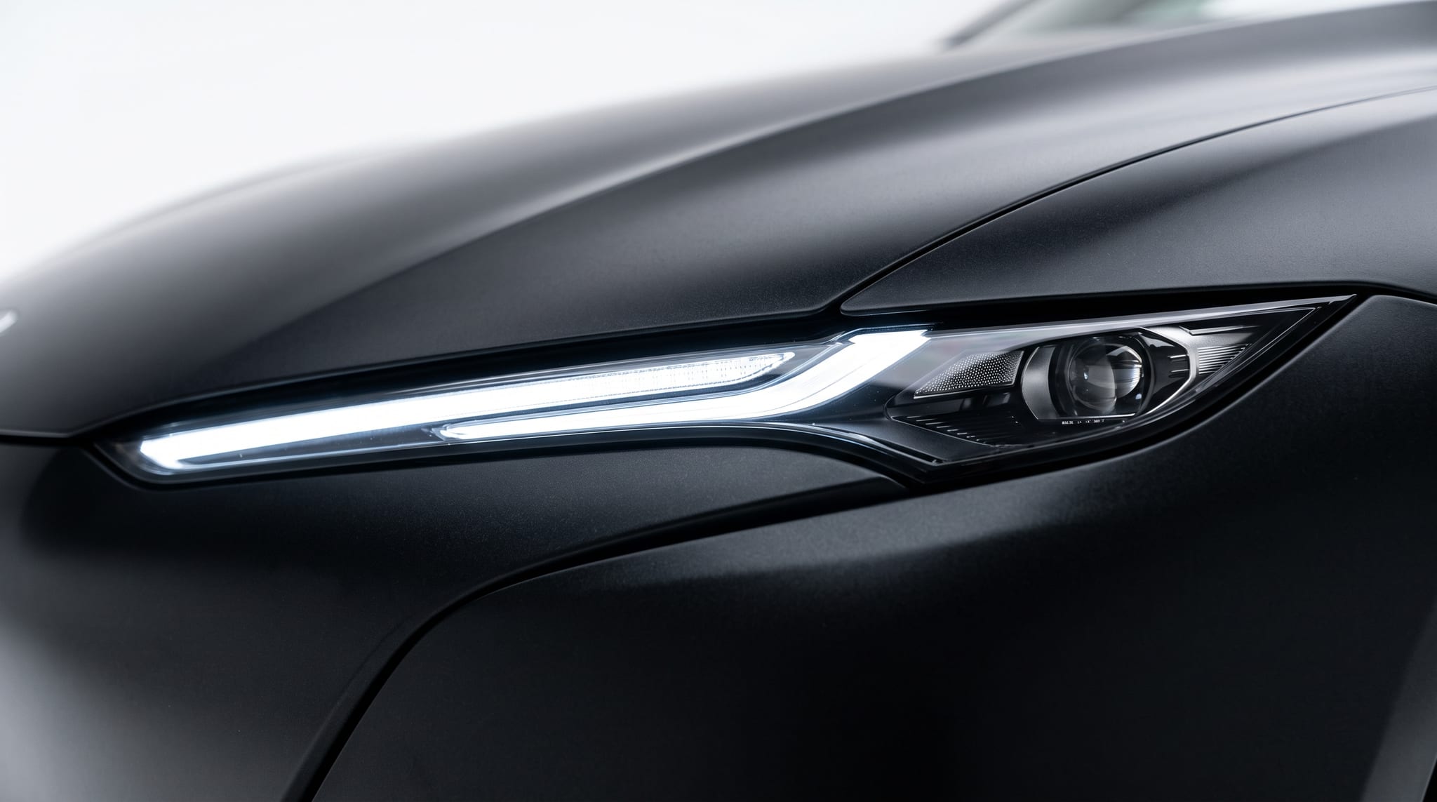 VELARO One headlight signature detail