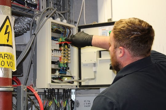 FM electrician