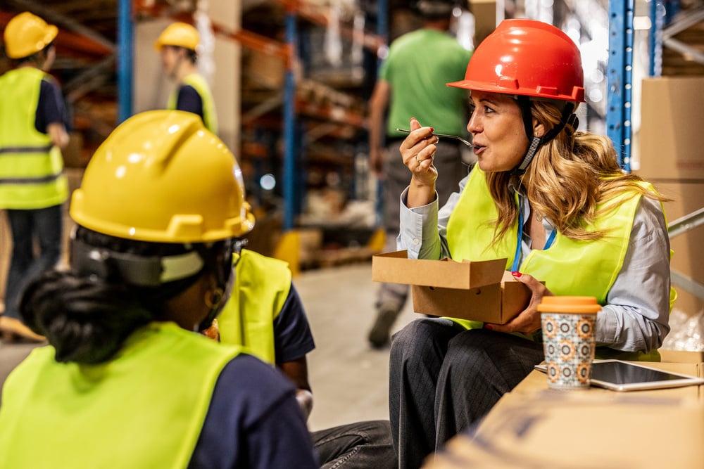 Inreach-how-are-distribution-centers-solving-no-food-nearby-problem