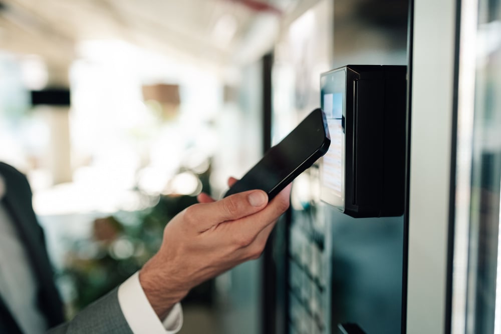 Inreach-what-makes-vending-machine-feel-modern