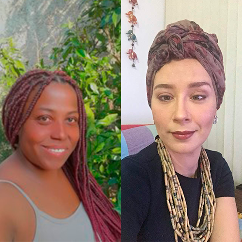 Duas mulheres, a mulher à esquerda usa dreadlocks, e uma regata de alcinha cinza. Ela está posando em um ambiente verde, repleto de plantas e folhas. A mulher à direita usa um turbante, maquiagem leve, camiseta preta e está sentada no sofá de casa.