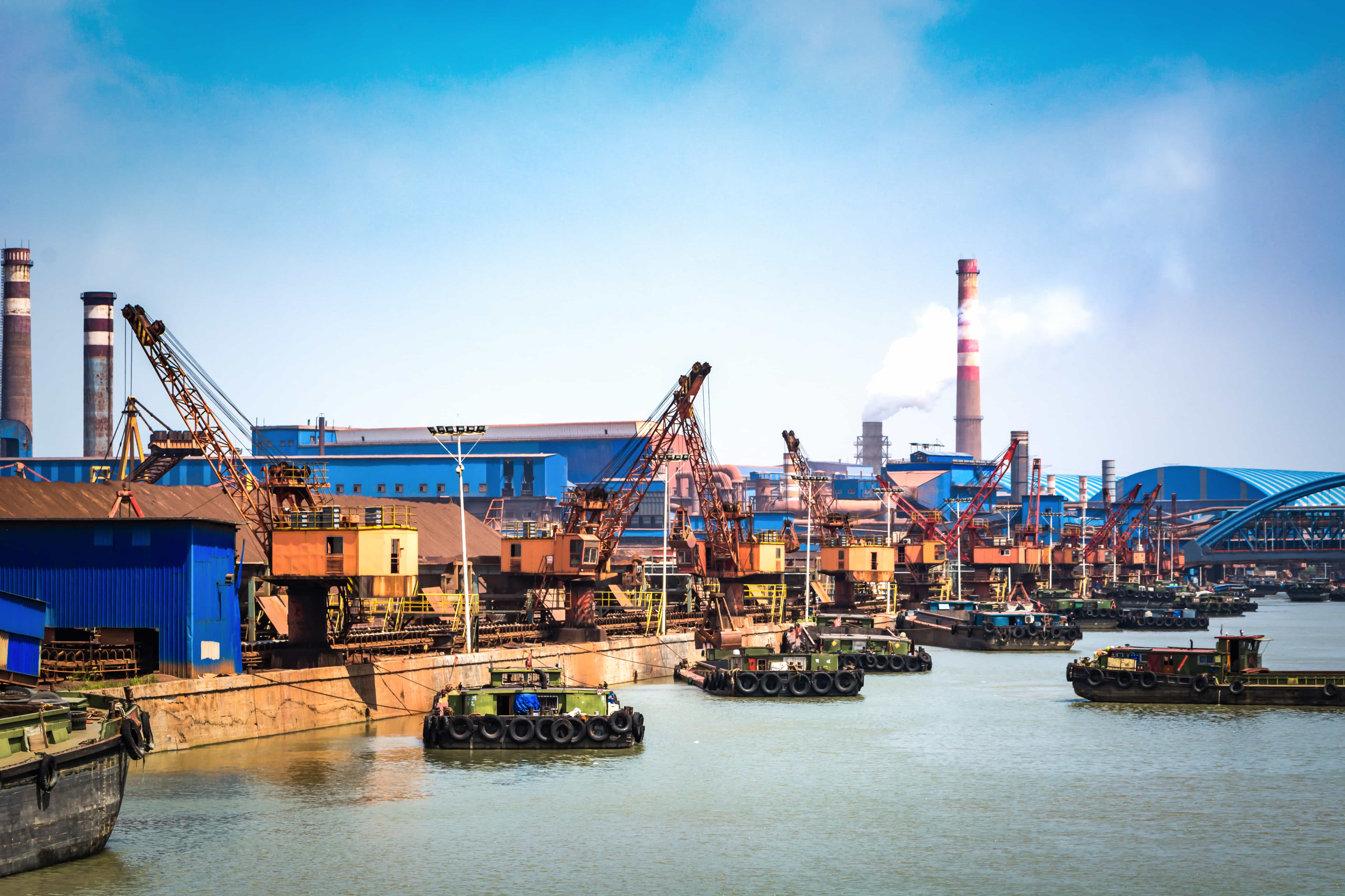 petroleum-gas-container-ship-oil-refinery-background-energy-nautical-transportation (1)