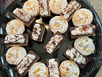 lemon-tarts-chocolate-mousse-cakes