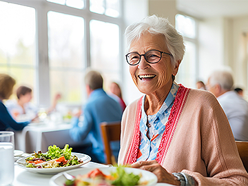 senior-woman-eating