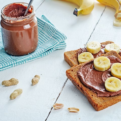 homemade-peanut-butter-and-chocolate-spread-card