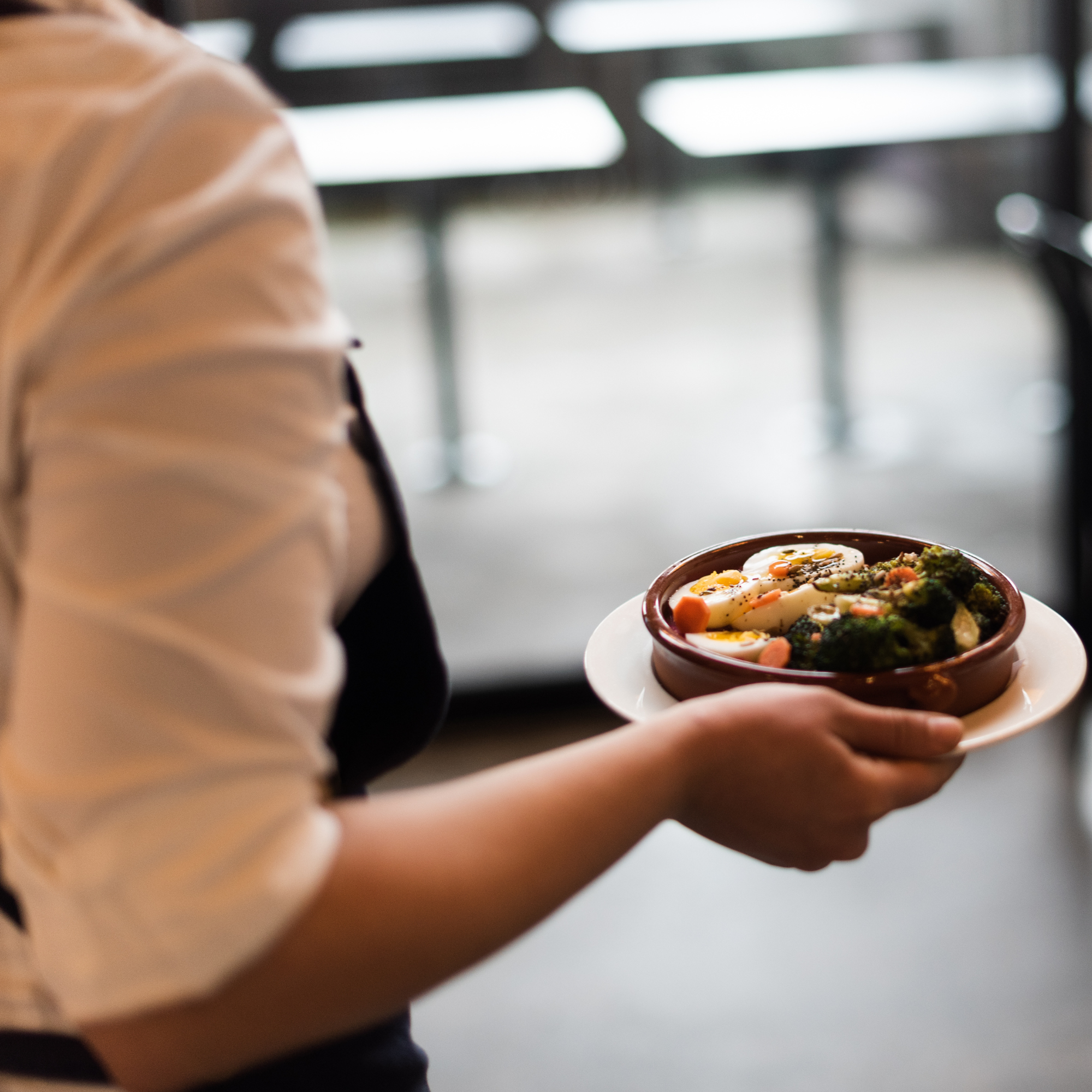 serving food 2