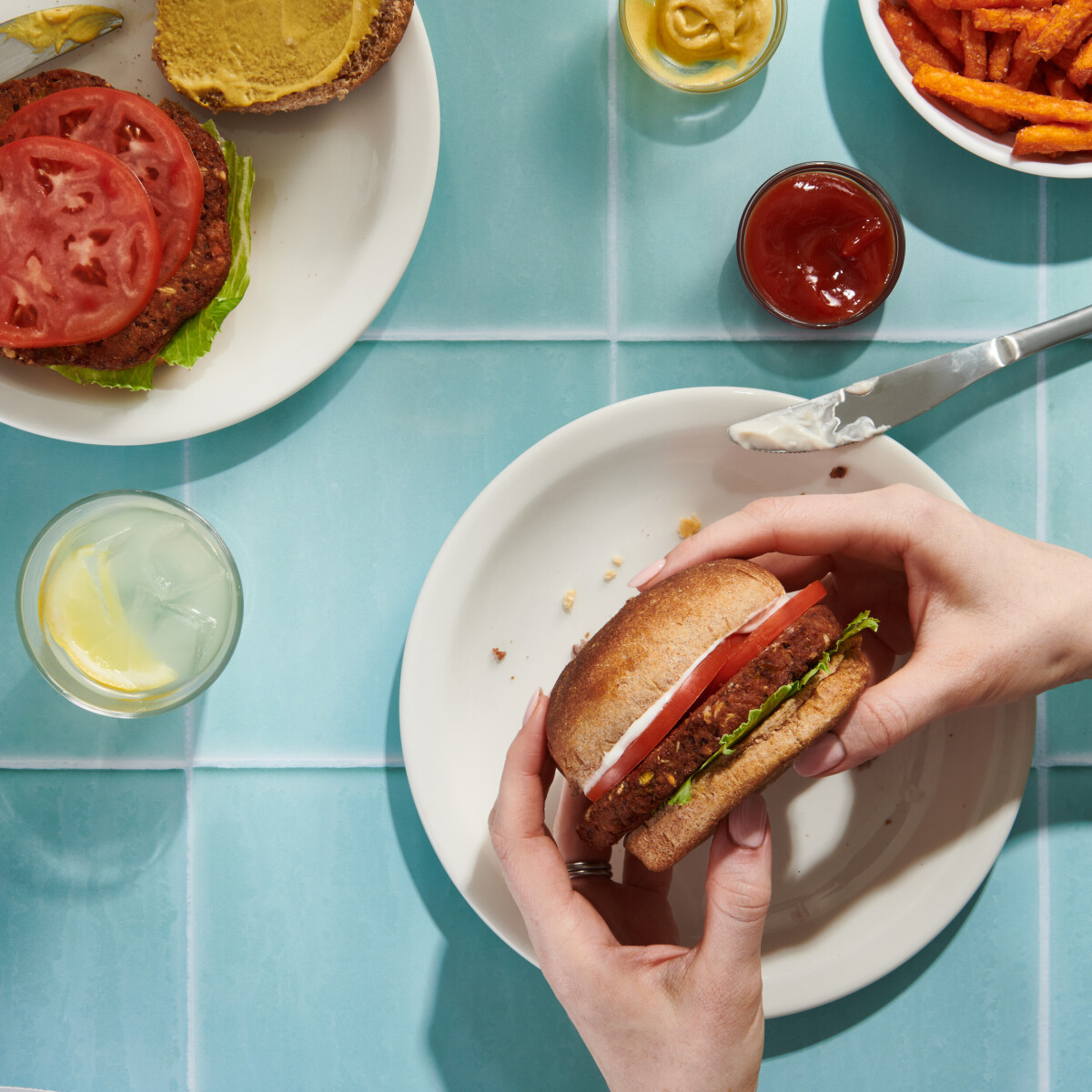 print_s_MCP-Sodexo-ModernRecipe-BlackBeanChickpeaBurger-1x1[1]