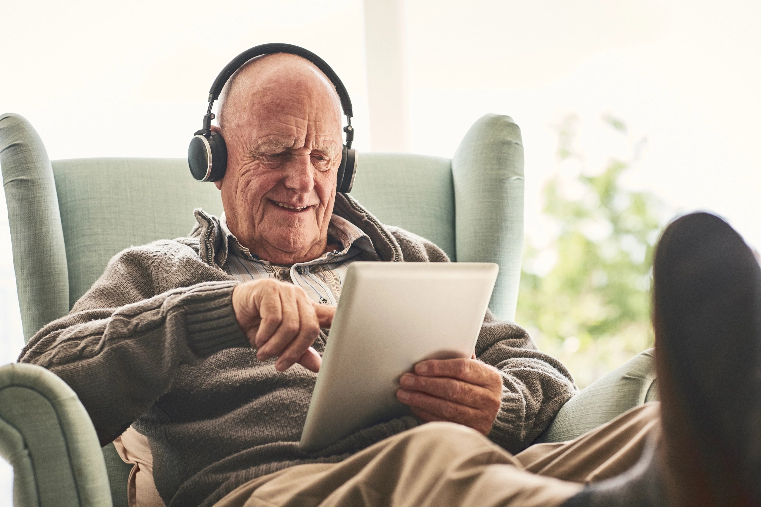 seniors listening music