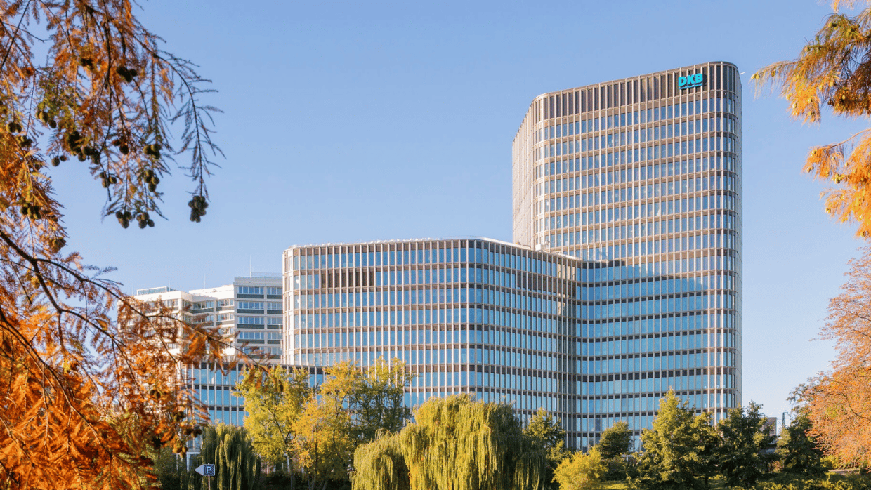 Außenansicht des DKB-Campus Upbeat in Berlin