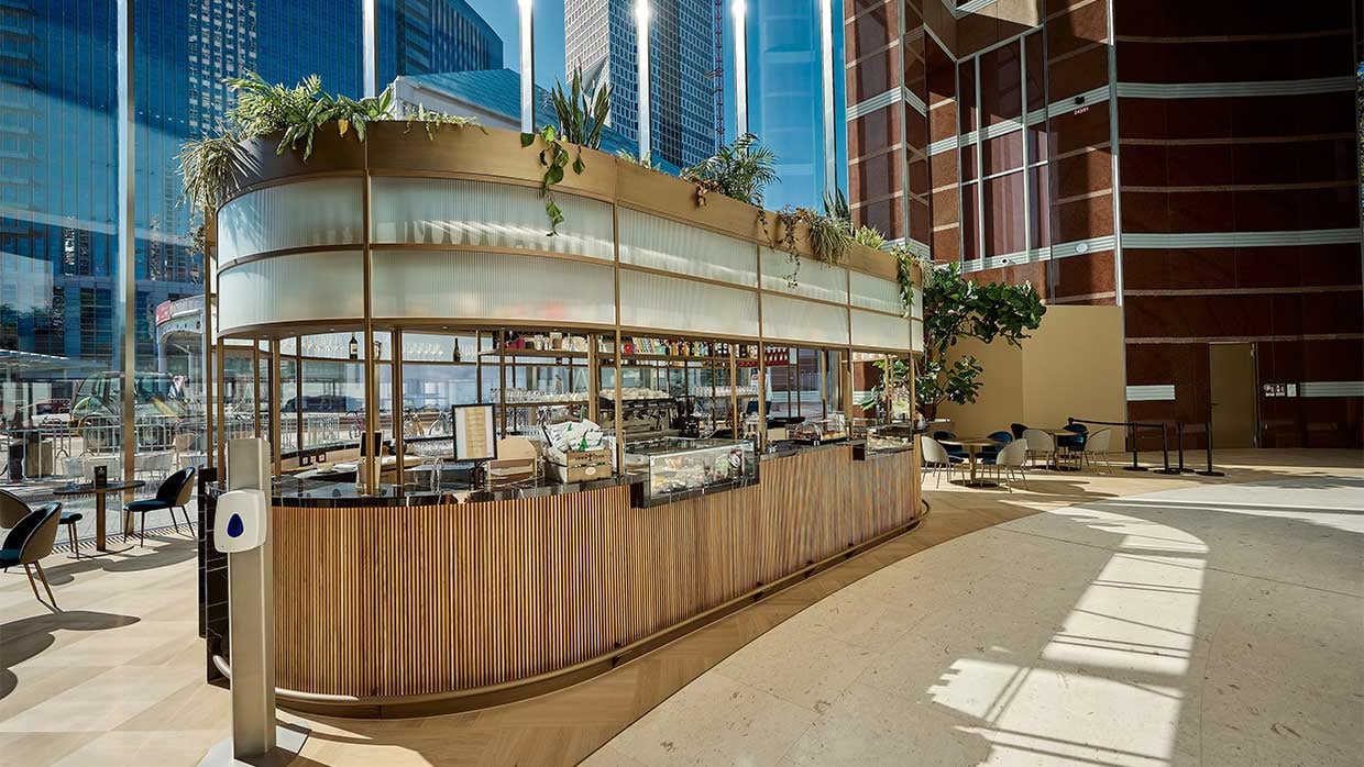 Nahaufnahme der Kaffeebar "Horizon" im Frankfurter Messeturm