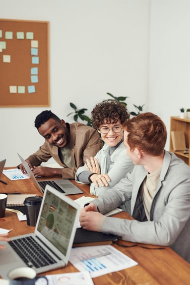 Empleados en una oficina