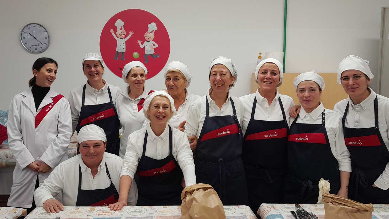 Ponte Buggianese , le famiglie scoprono il servizio di refezione scolastica “Buono Così - Cucina a porte aperte”