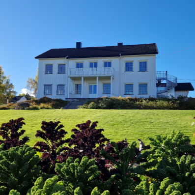 Vaningshuset_393x397