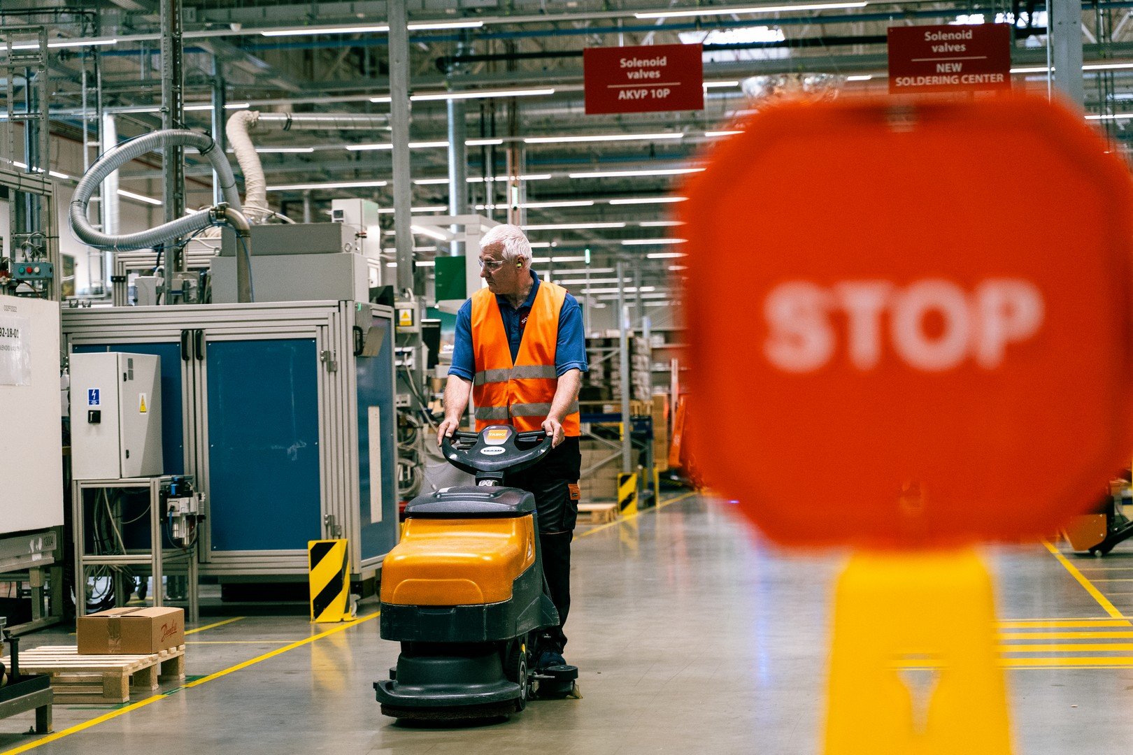 czystosc-w-zakladzie-produkcyjnym-sodexo