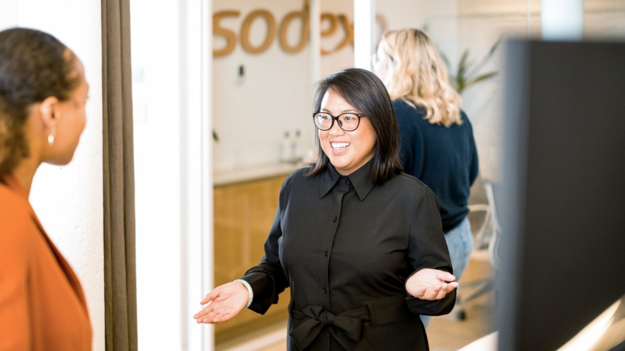 Jobba flexibelt lika viktigt som en bra chef - bild på medarbetare