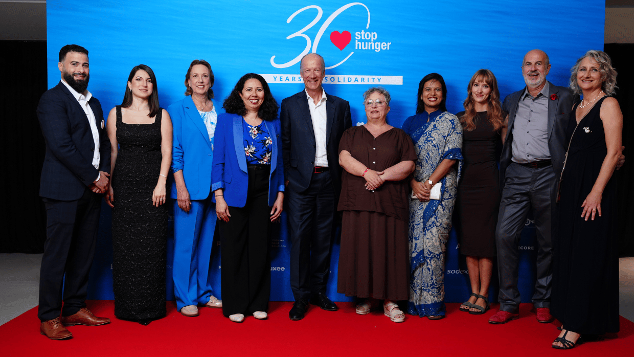 Gruppbild tagen under Stop Hunger Evening den 37 maj 2026