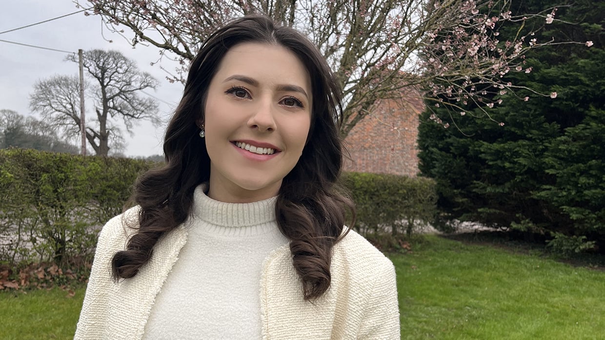 Kate-Hilton_Nutrition_Wellbeing-manager-GovtEnR_1240x698