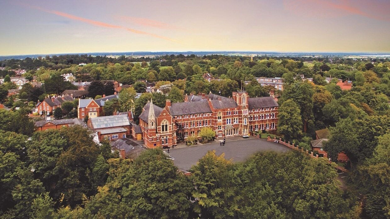 2023-11-06-10-year-contract-tettenhall-college