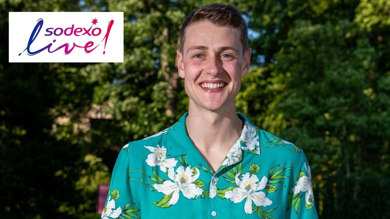 2023-8-21-gbbo-winner-peter-sawkins