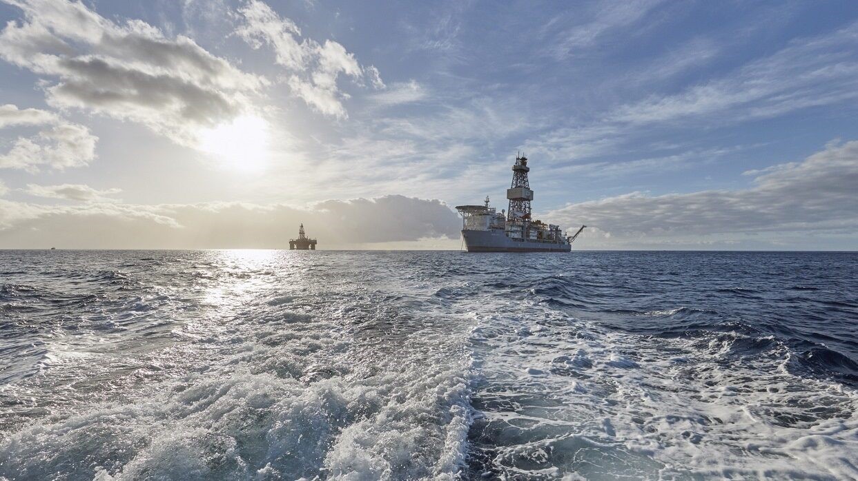 2023-9-13-offshore-living