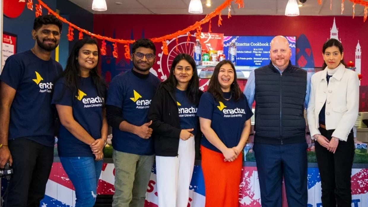 enactus-award-image-header-1240x698