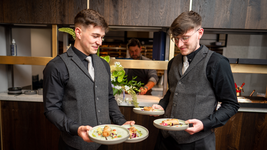 sodexo-live-waiters-503