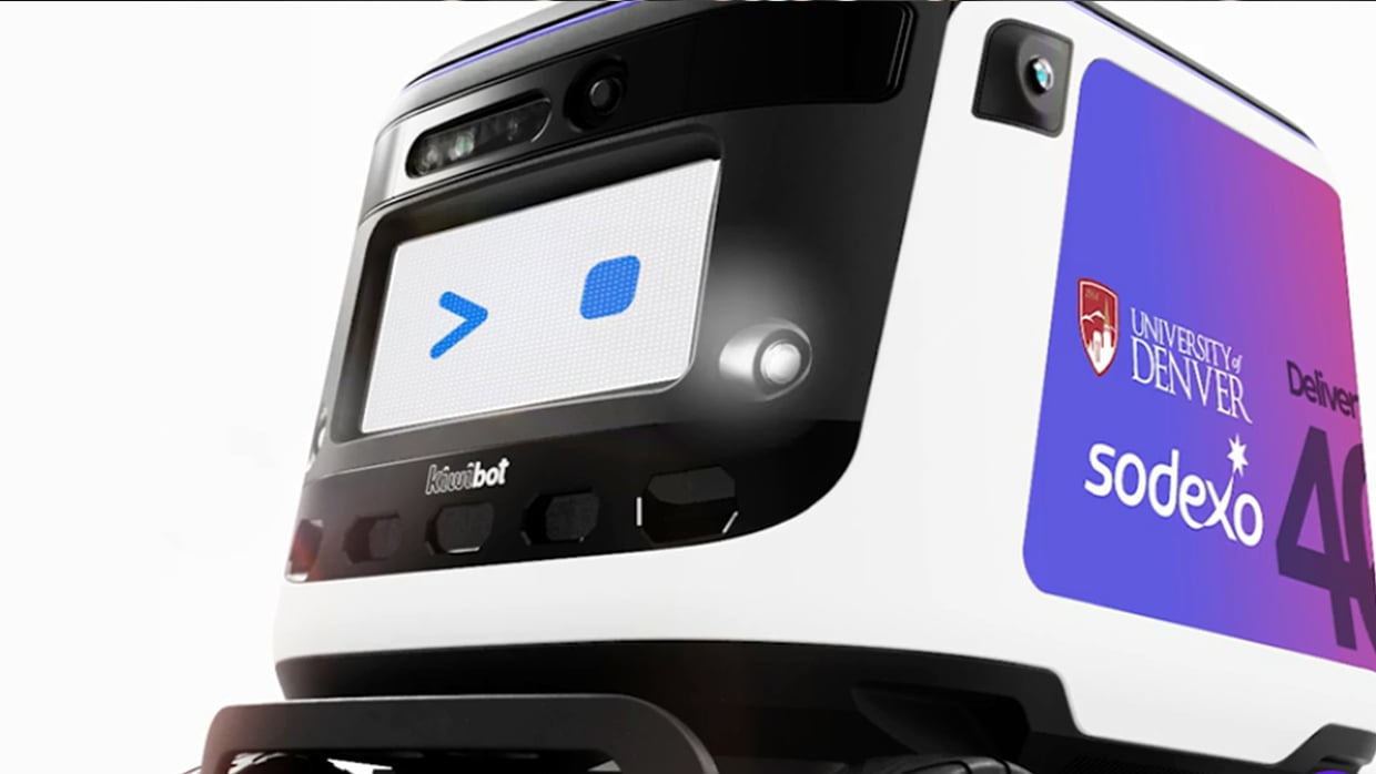 kiwibot robot