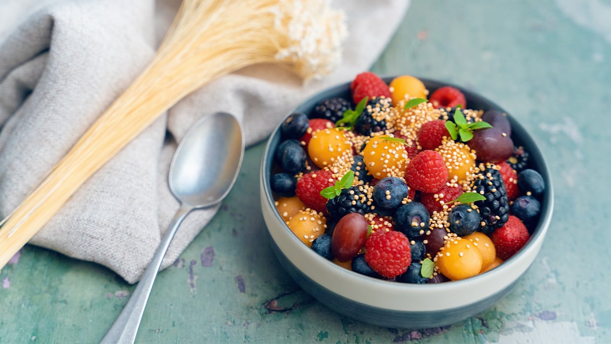 Bowl of fruit