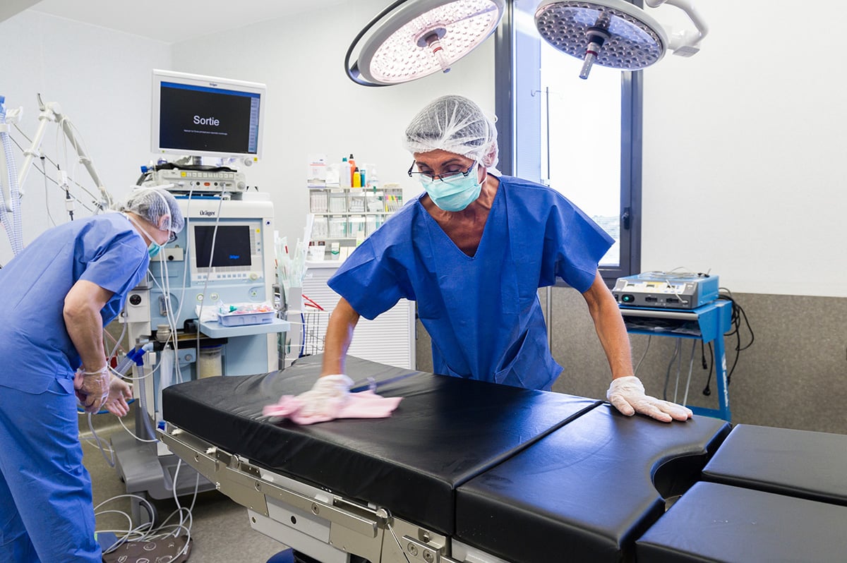print_m_240_14807_04_BIOCLEANING_HEALTHCARE_FR