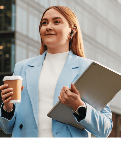 fc_walking_laptop_coffee_smile_416x416px