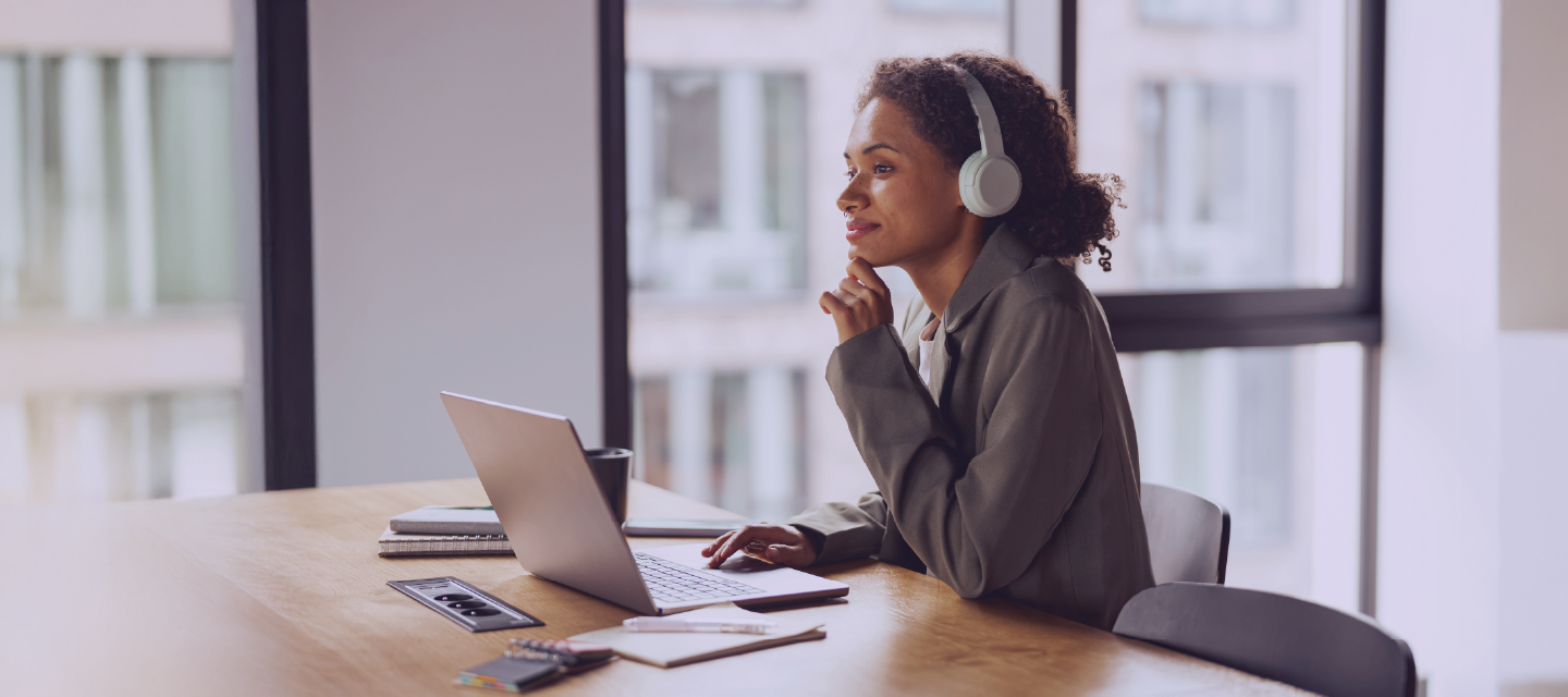 hero_media_image_officeheadphones_option2reflected_1440x640