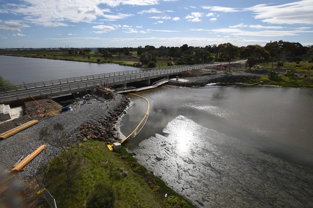 Image of Queen Street Shared Use Path bridge construction underway: looking east towards Altona