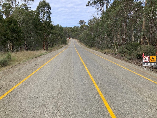 Image of the Great Alpine Road in Cobungra straight line