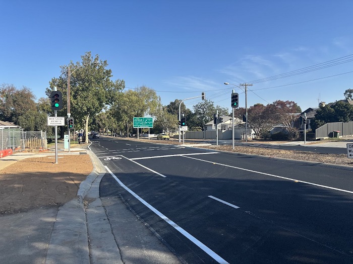 Image of new bus stop on Townsend Street