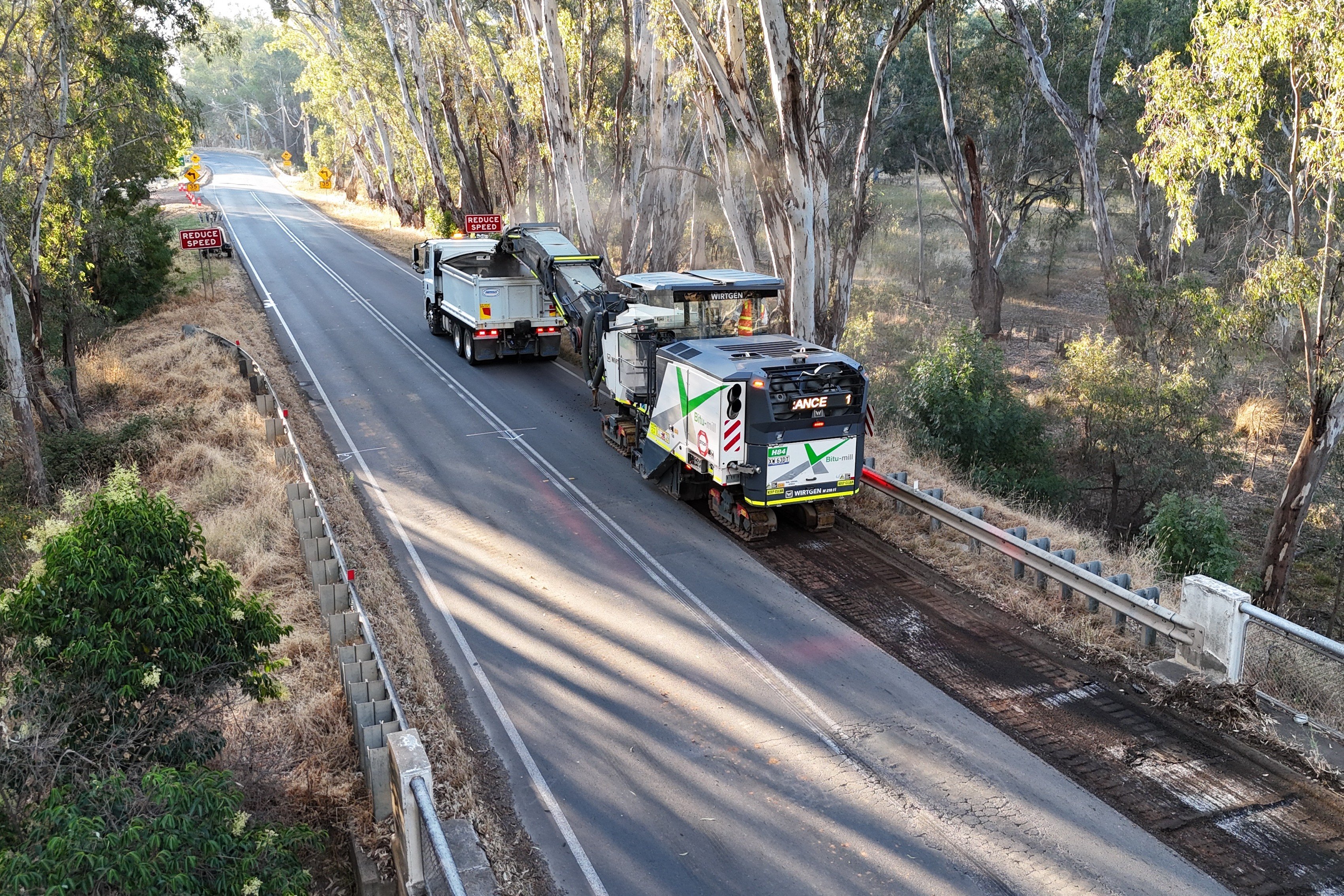 Murchison Road Bridge resurfacing (3)