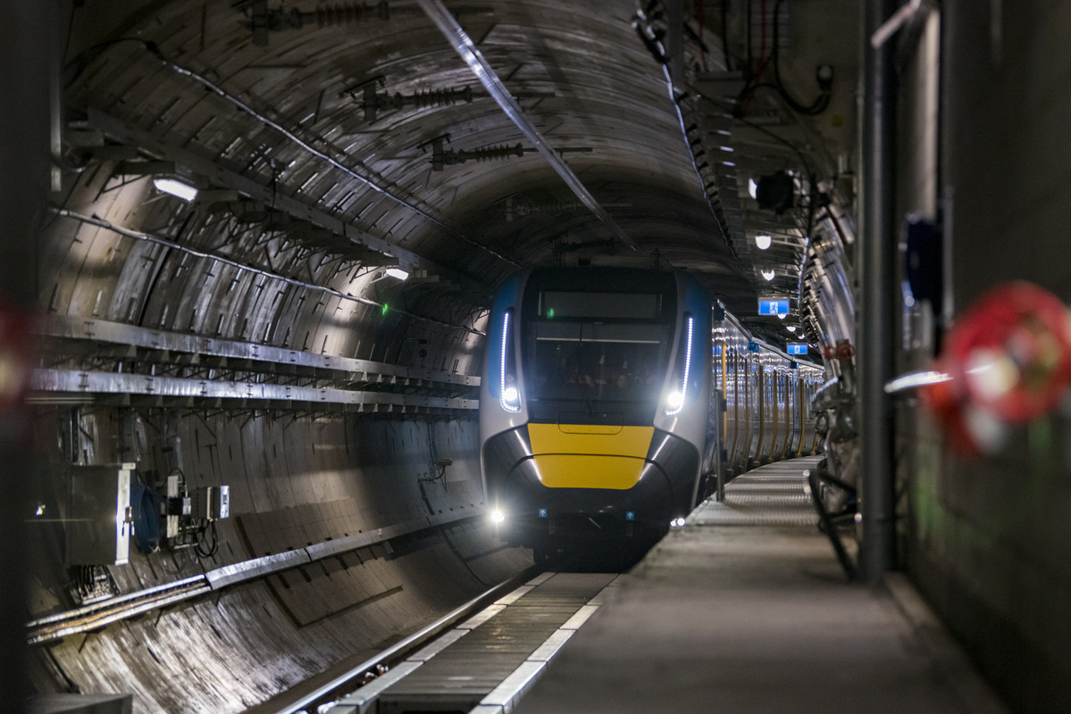 Train going through the Metro Tunnel.