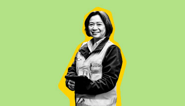 Image of a customer service staff member