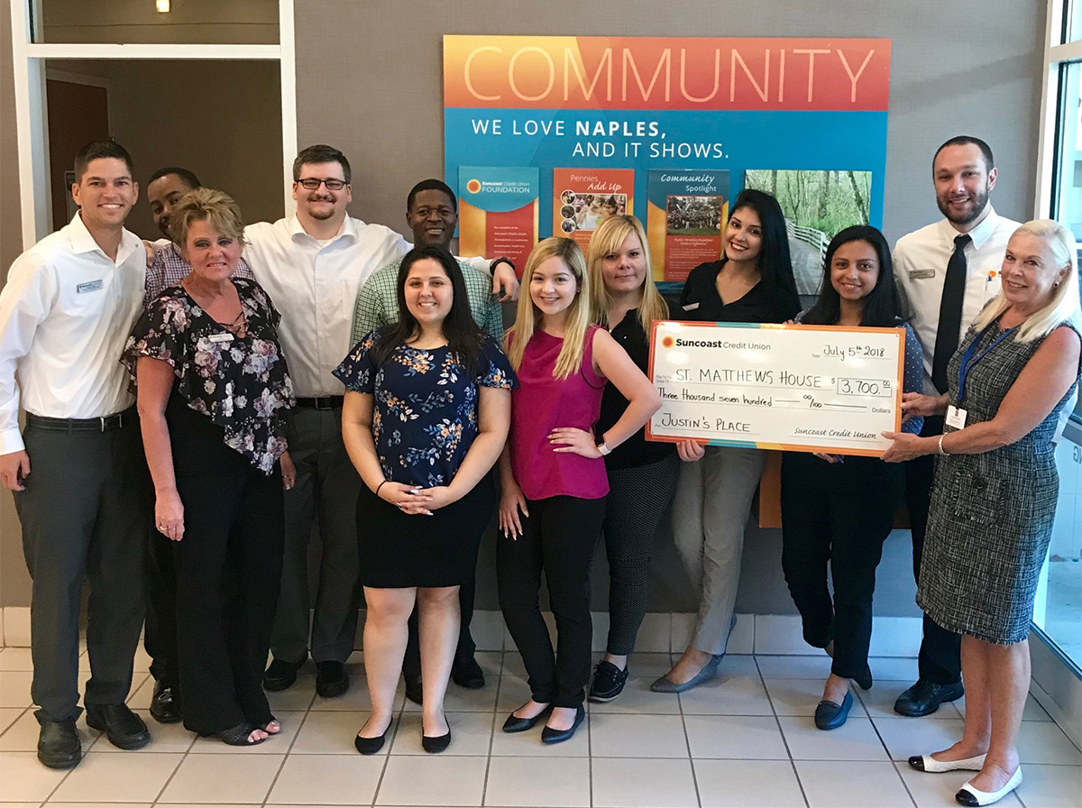 Suncoast Credit Union employees volunteer for Pay it Forward Day 2018