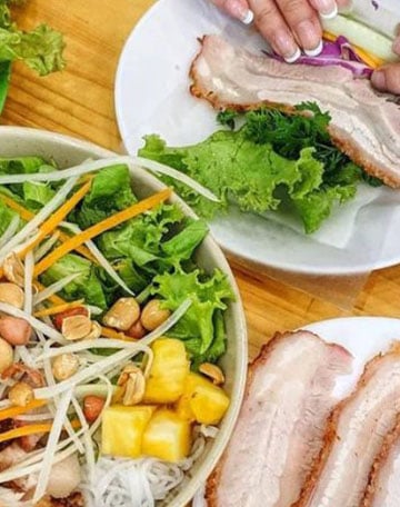 Bánh tráng cuốn thịt heo