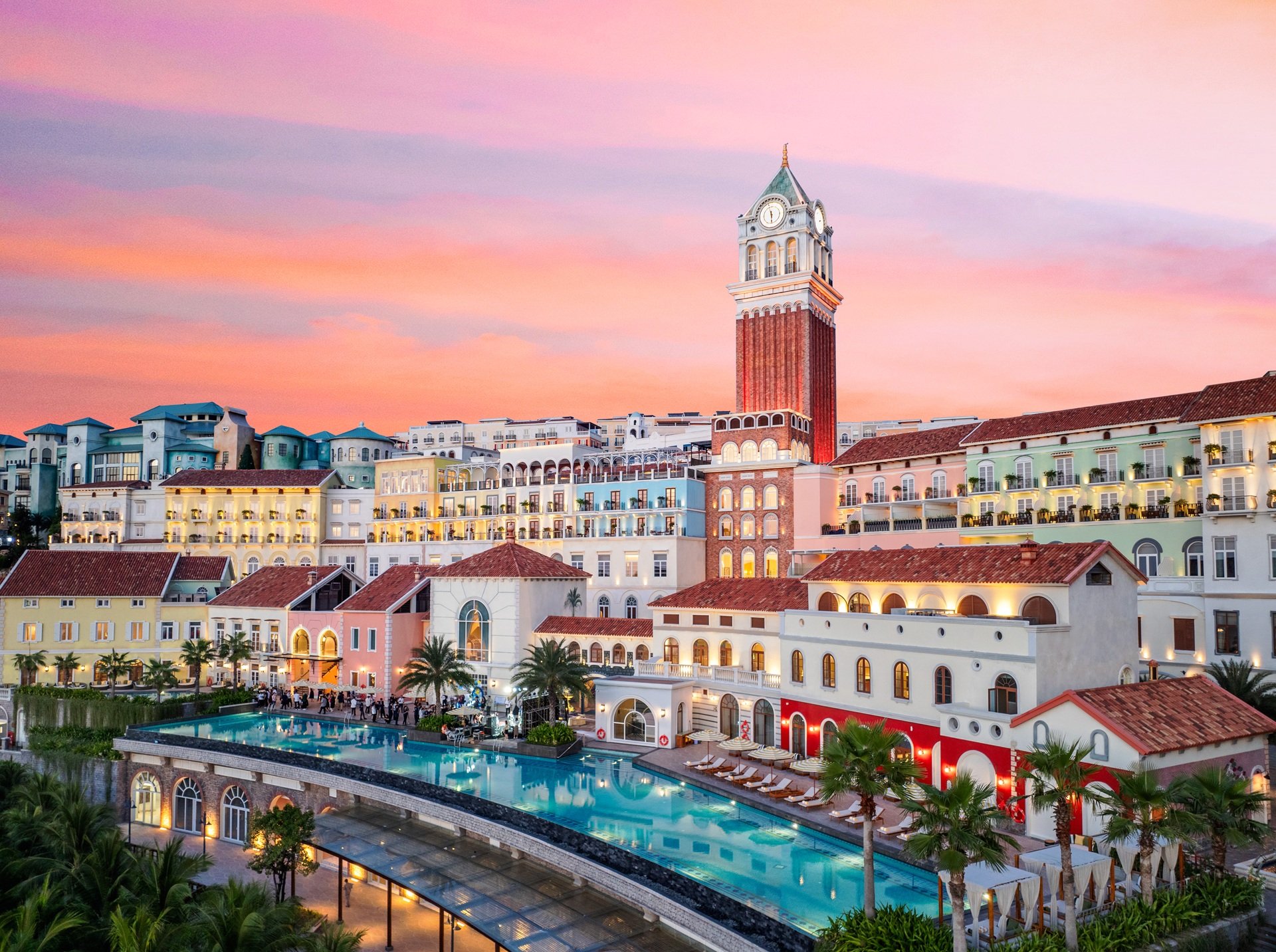 La Festa Phu Quoc - Curio Collection by Hilton