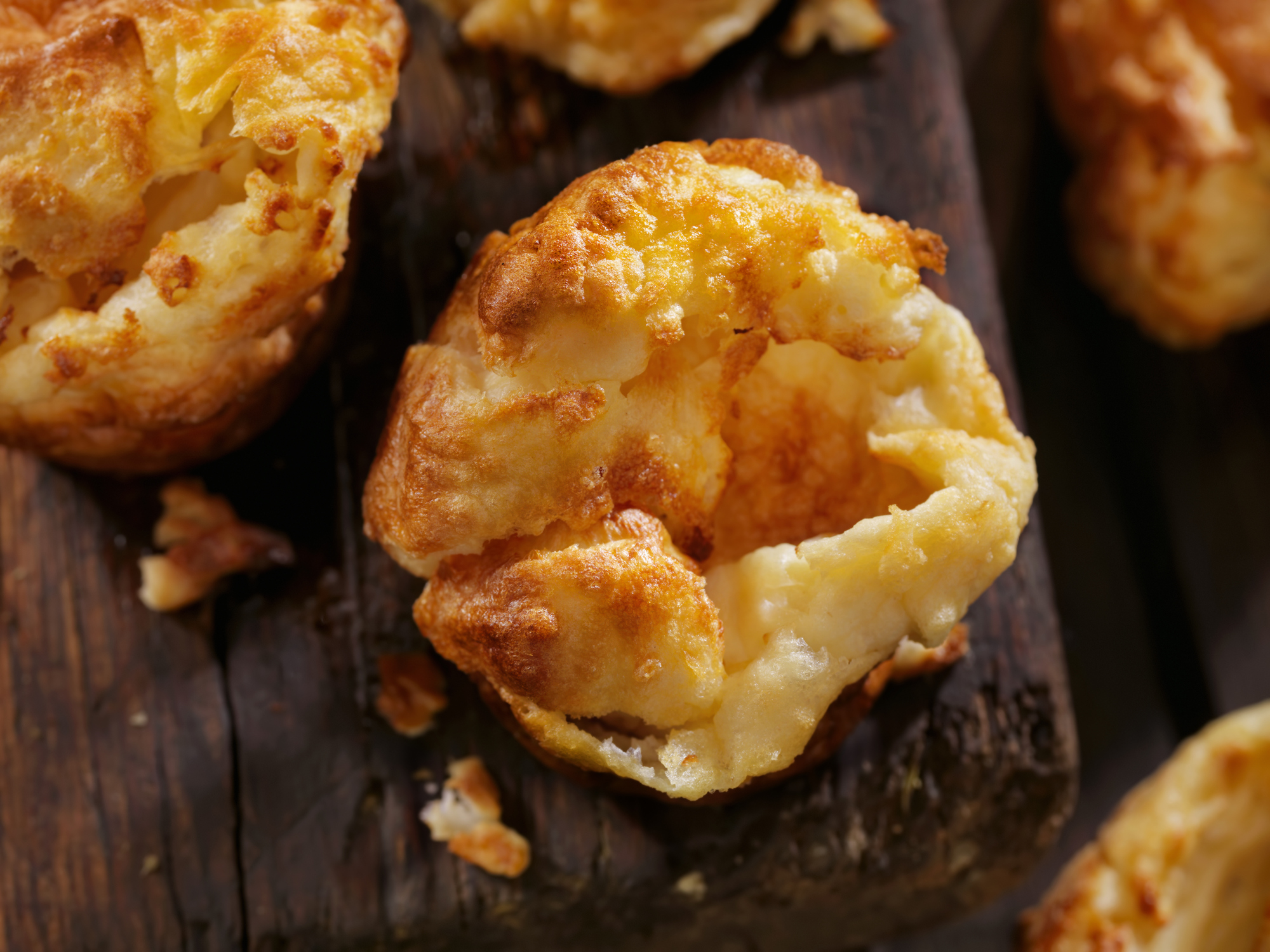breakfast-popovers-with-parmesan