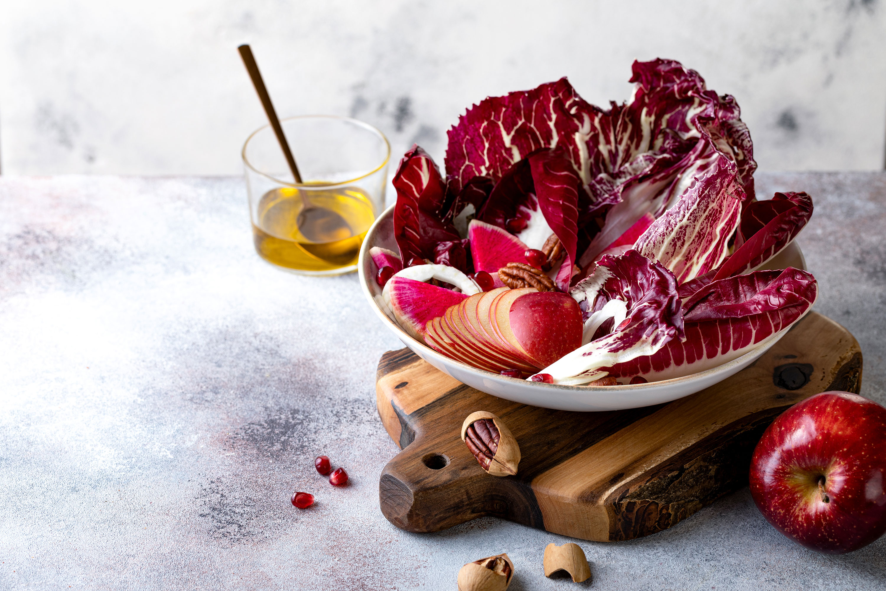 radicchio-apple-salad-328370140