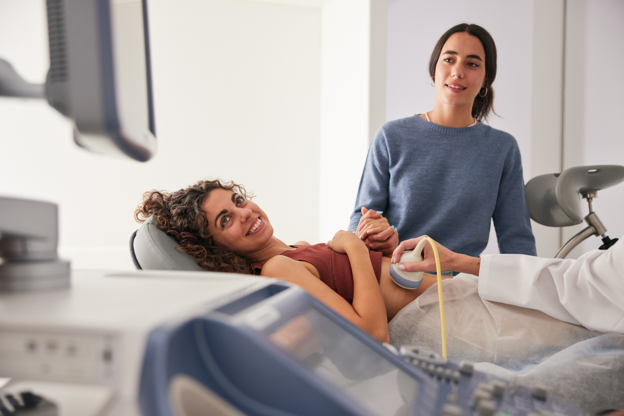 women-at-ultrasound